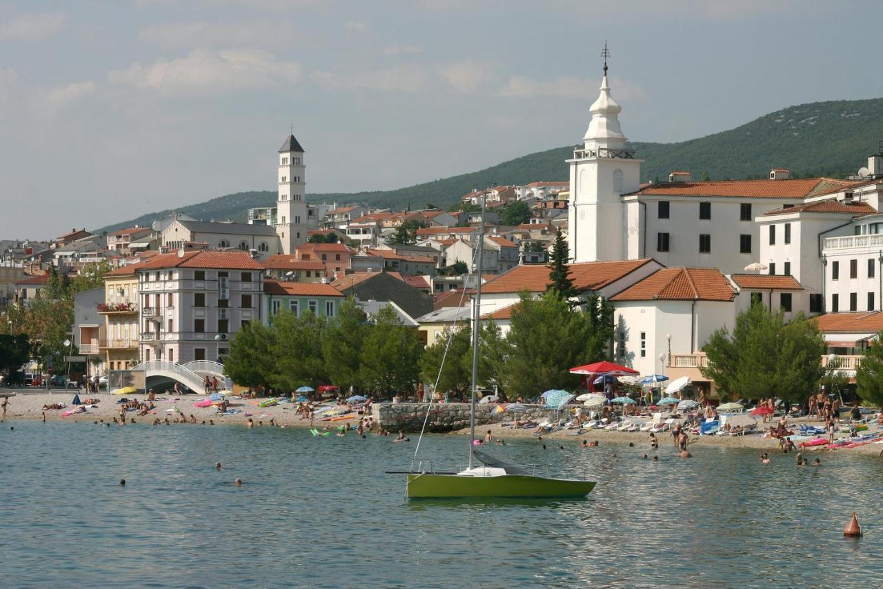 Apartment Bruno Crikvenica Bagian luar foto